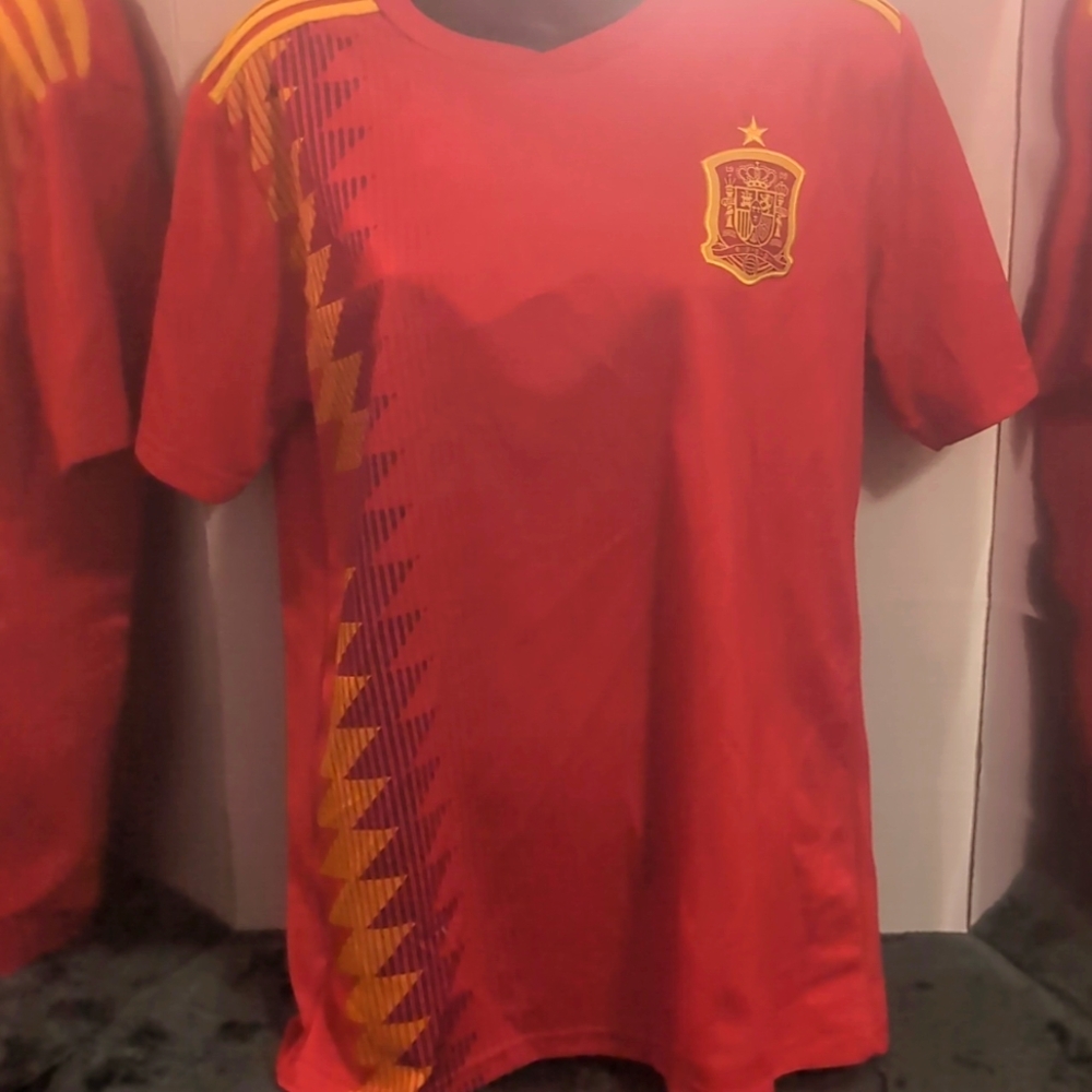 Spain 2017-2019 home jersey Portugal non brand